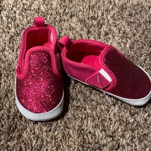 Vans baby girl shoes for 6-9 months - brand new.